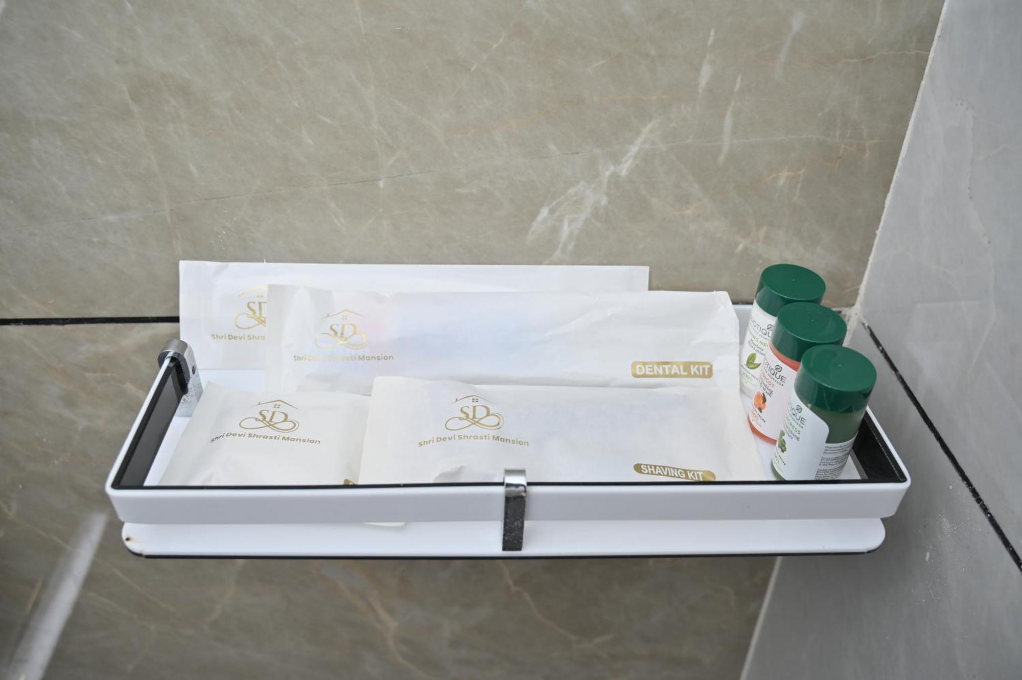 Hotel Shri Devi Comforts Inn Bhatkal Exterior photo