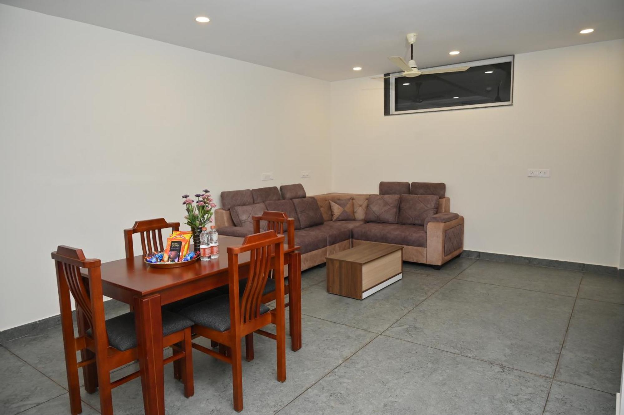 Hotel Shri Devi Comforts Inn Bhatkal Exterior photo